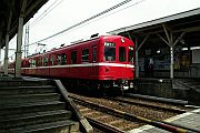 京急 700系　構内踏み切り　鈴木町駅